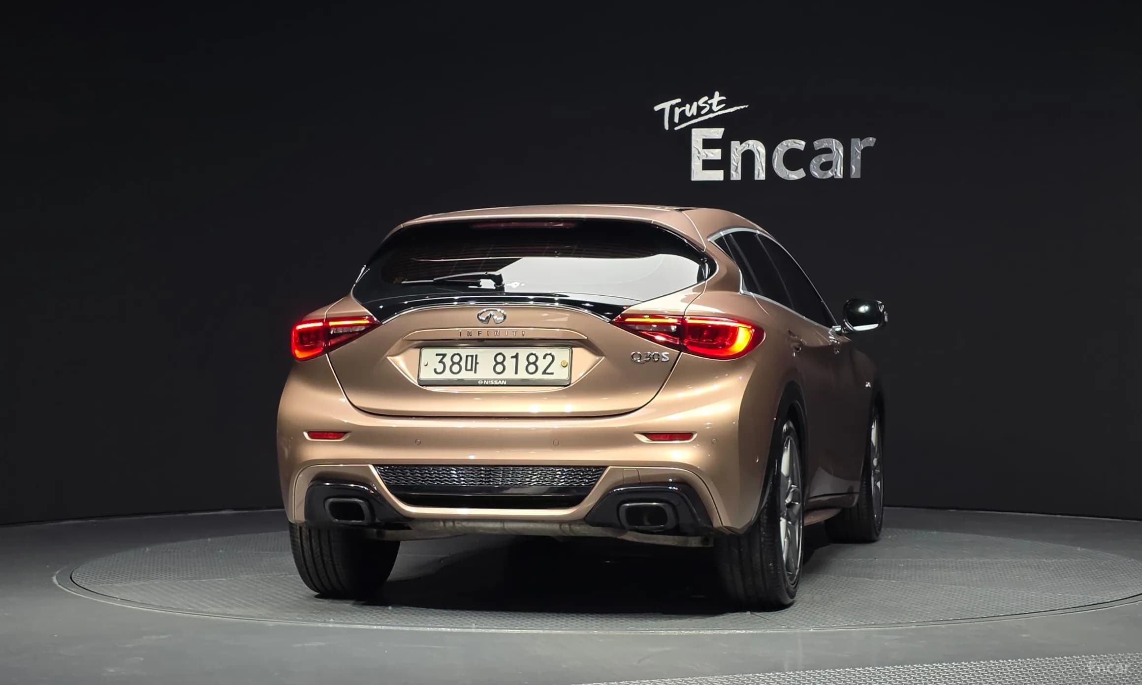 Q30