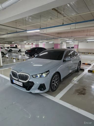 5 Series (G60)