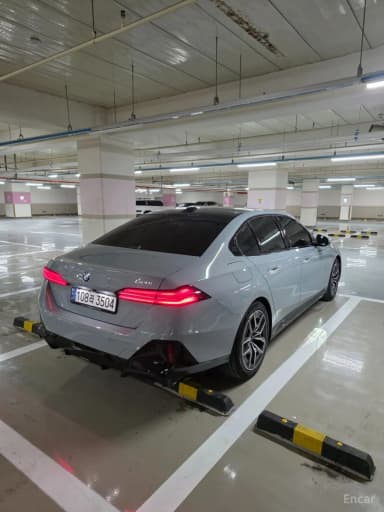 5 Series (G60)