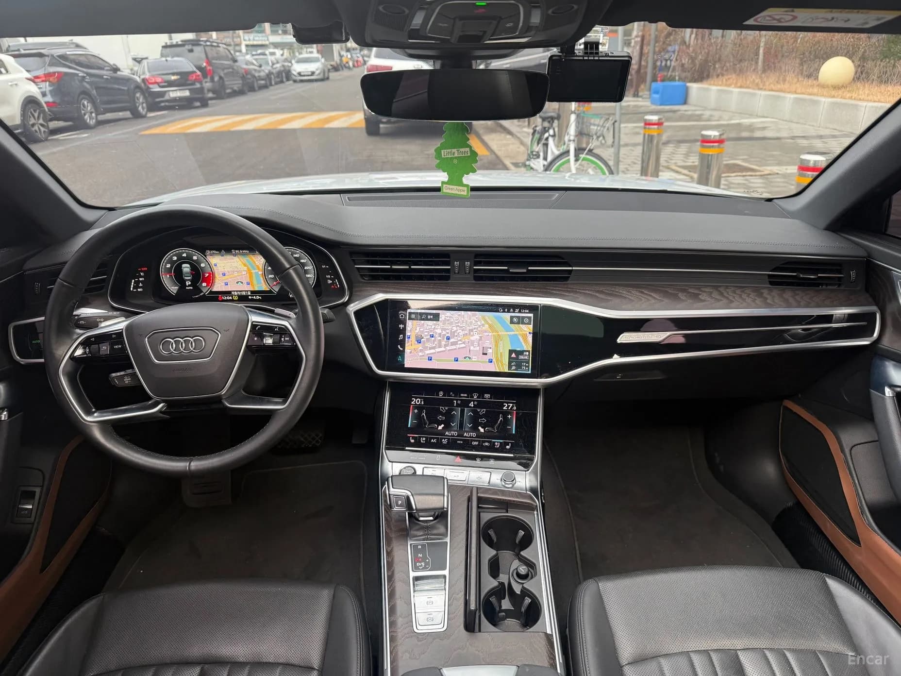 A6 (C8)
