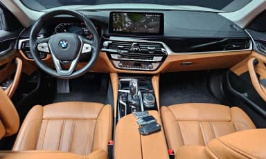5 Series (G30)