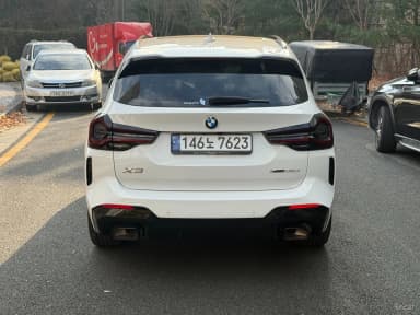 X3 (G01)