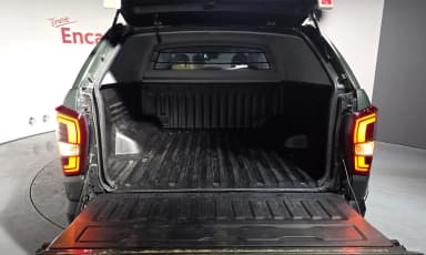 Rexton Sports Khan