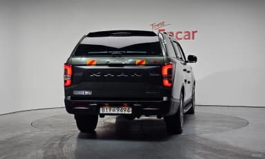 Rexton Sports Khan