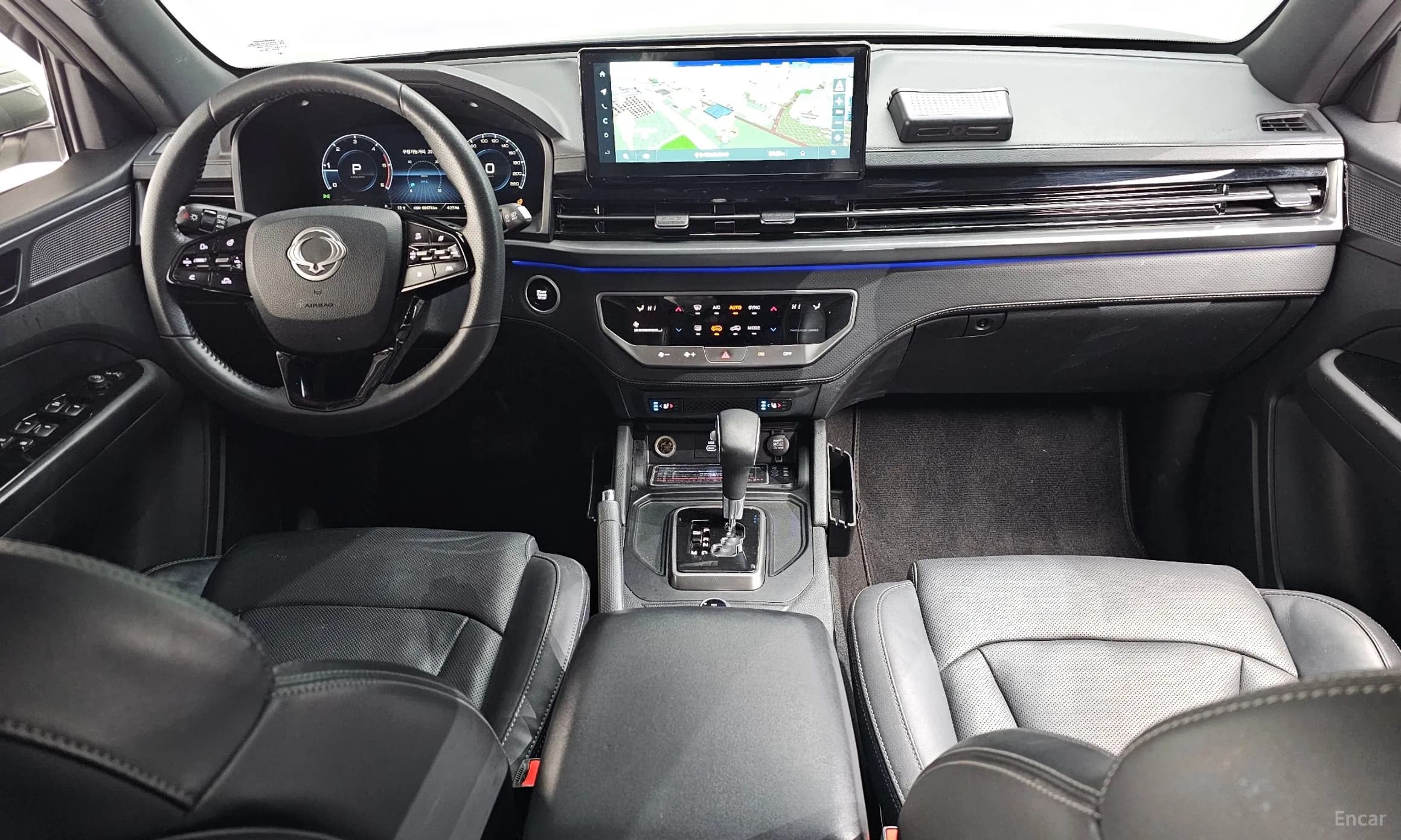 Rexton Sports Khan