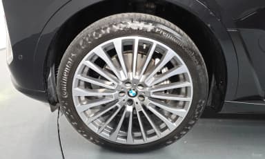 X7 (G07)