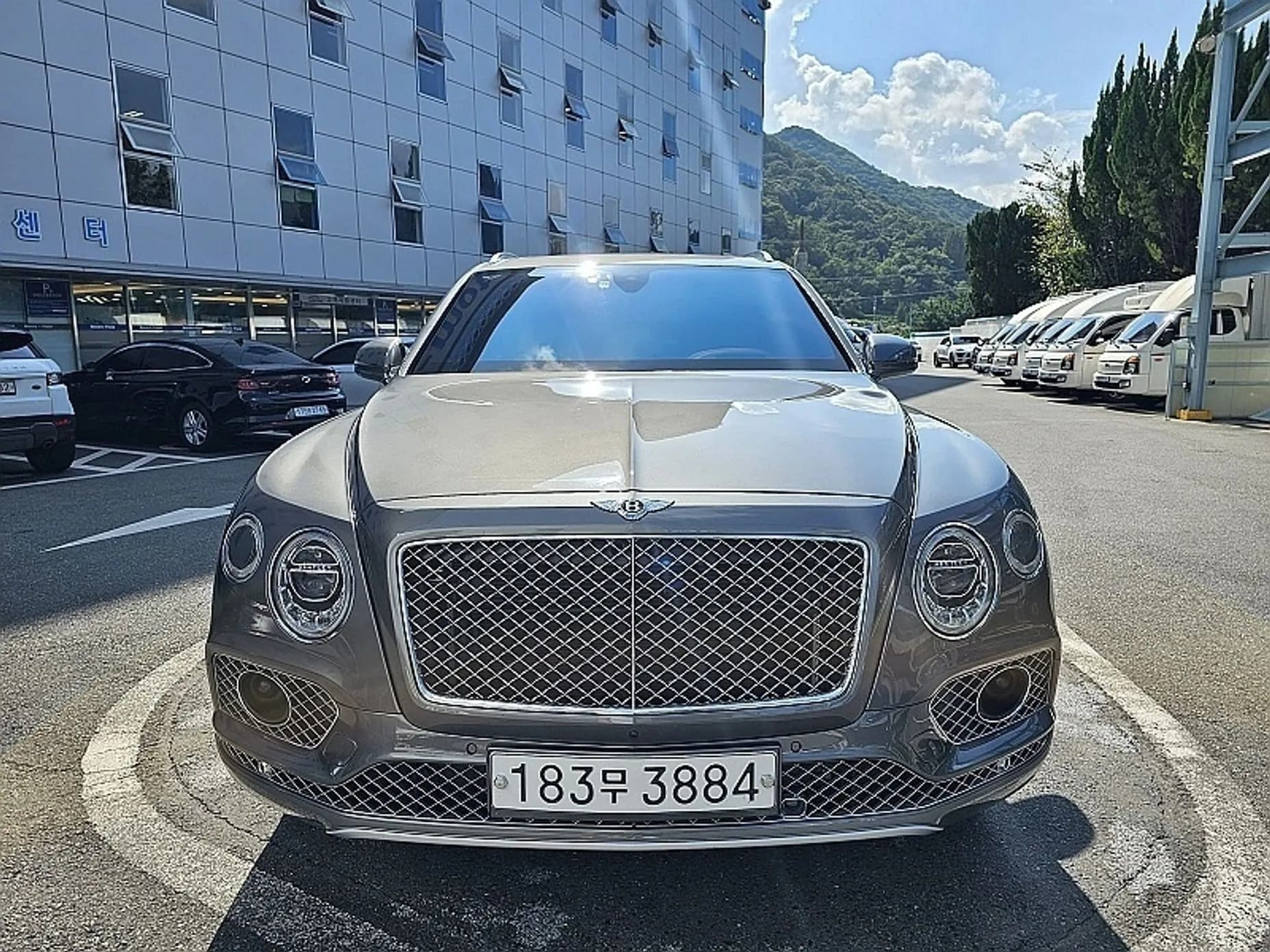 Bentayga