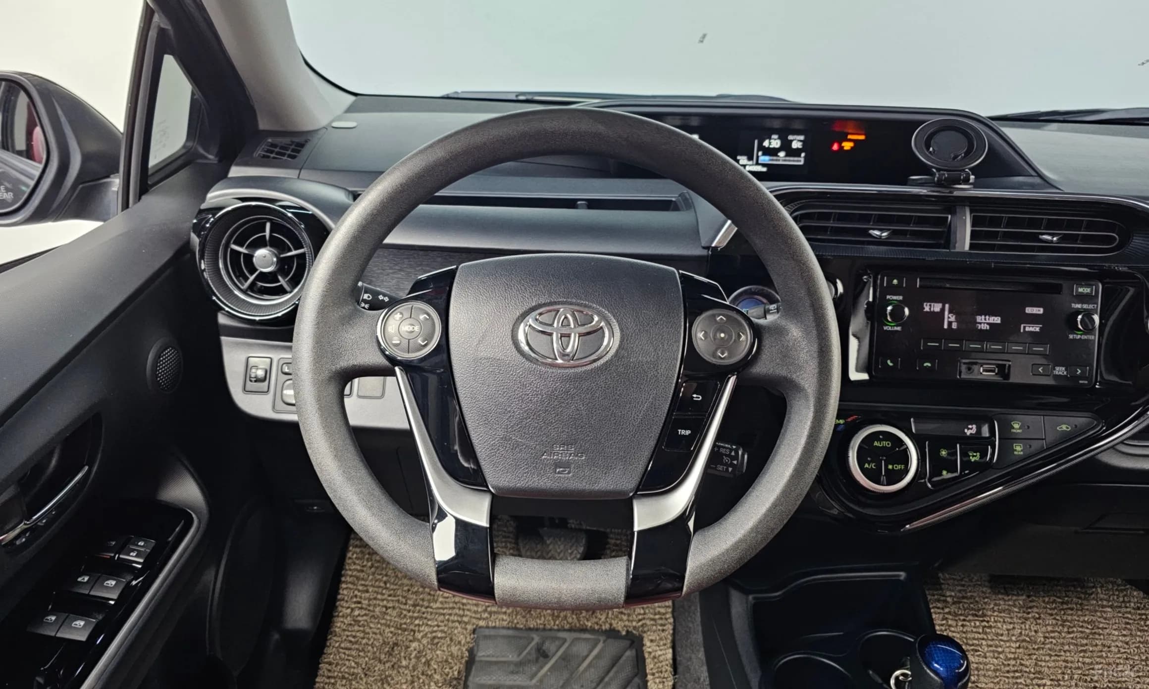 Prius C