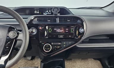 Prius C