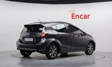 Prius C