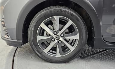 Prius C