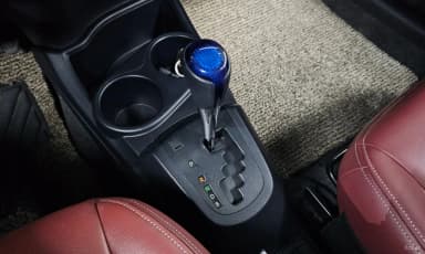 Prius C