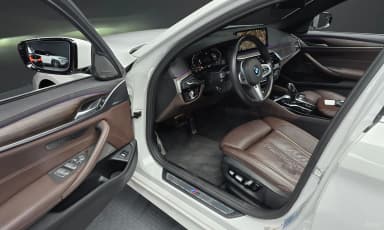 5 Series (G30)