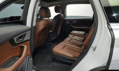 Q7 (4M)