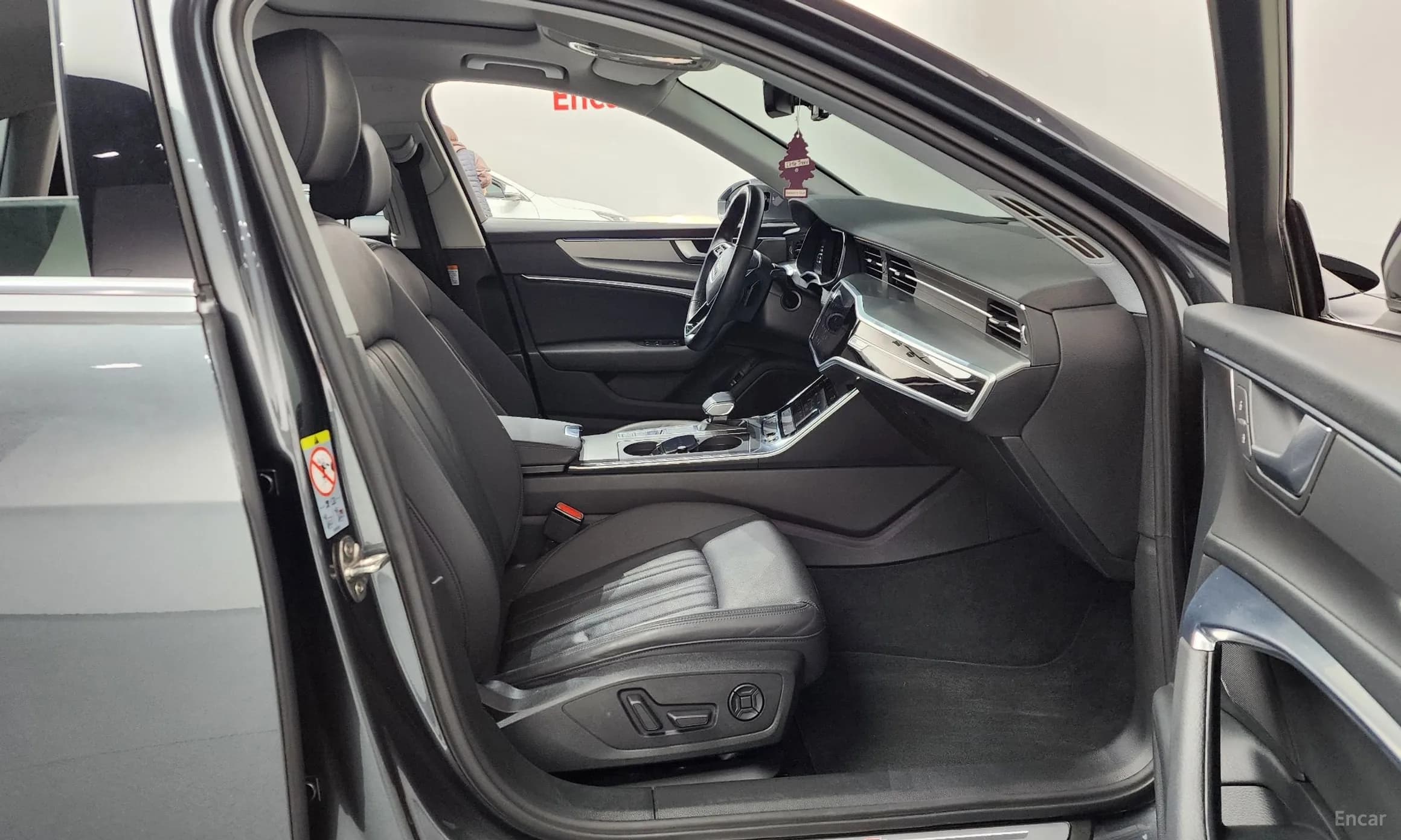 A6 (C8)