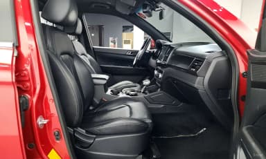 Rexton Sports Khan