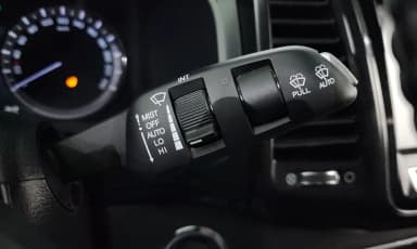 Rexton Sports Khan