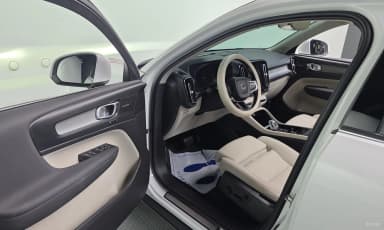 XC40
