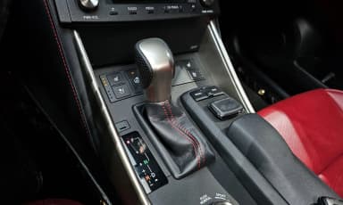 New IS200t