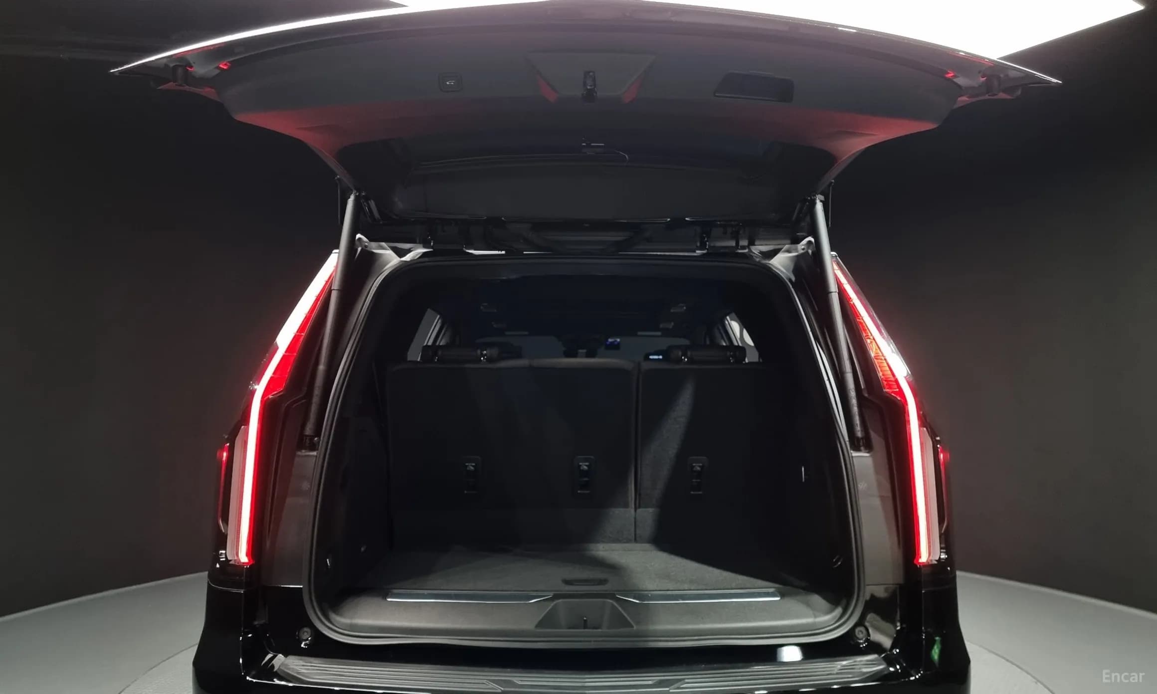 Escalade 5th Generation