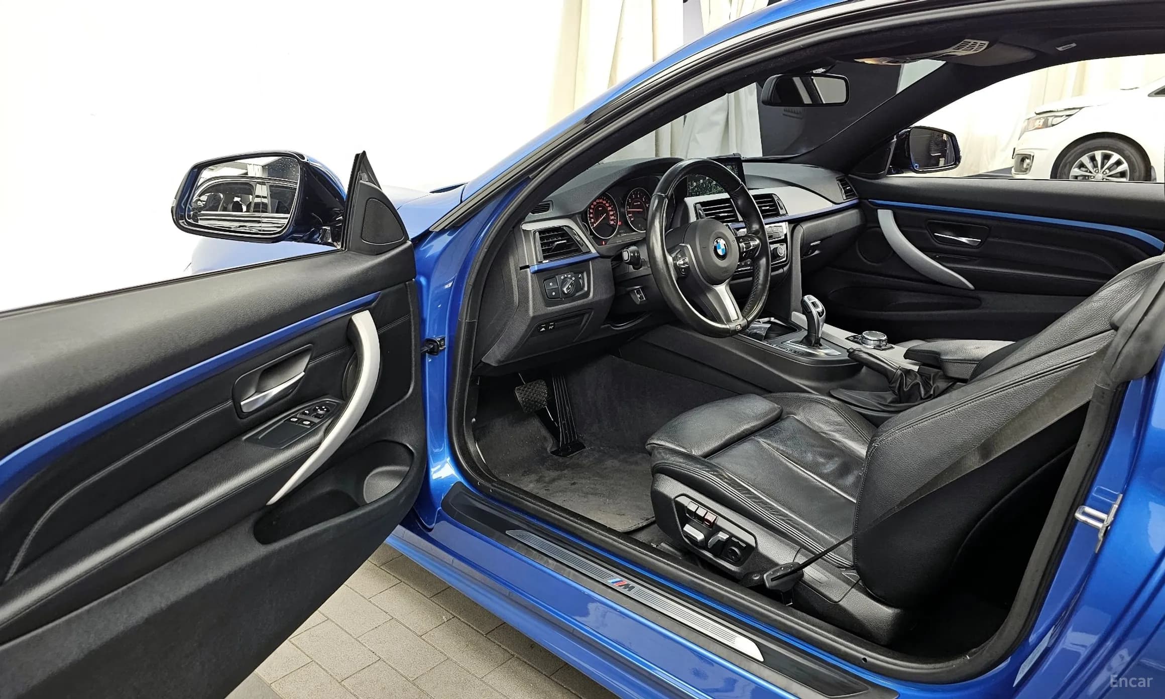 Series 4 (F32)