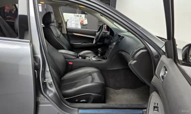 G37