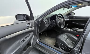 G37