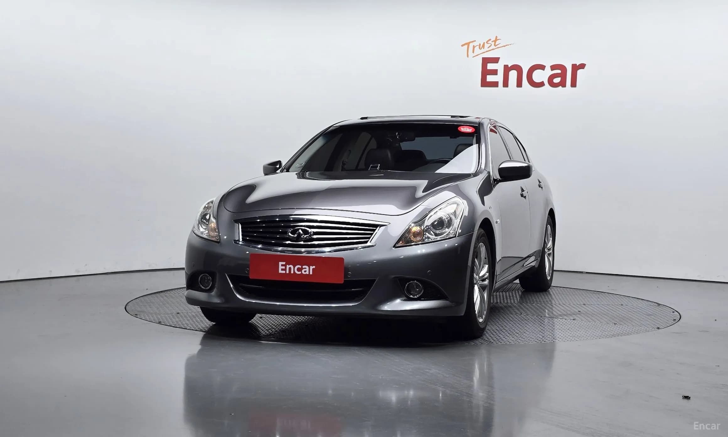 G37