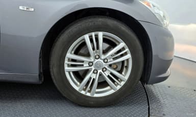 G37
