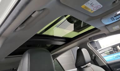 Camry (XV70)
