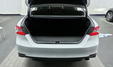 Camry (XV70)