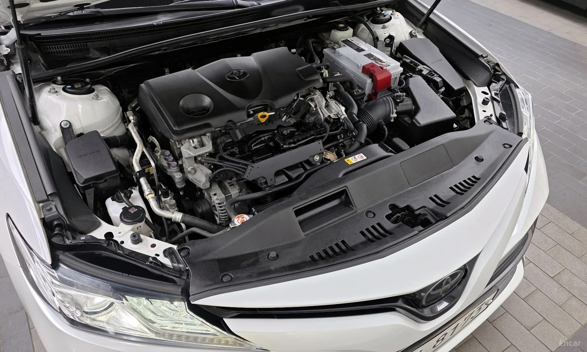 Camry (XV70)