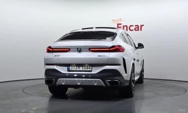 X6 (G06)