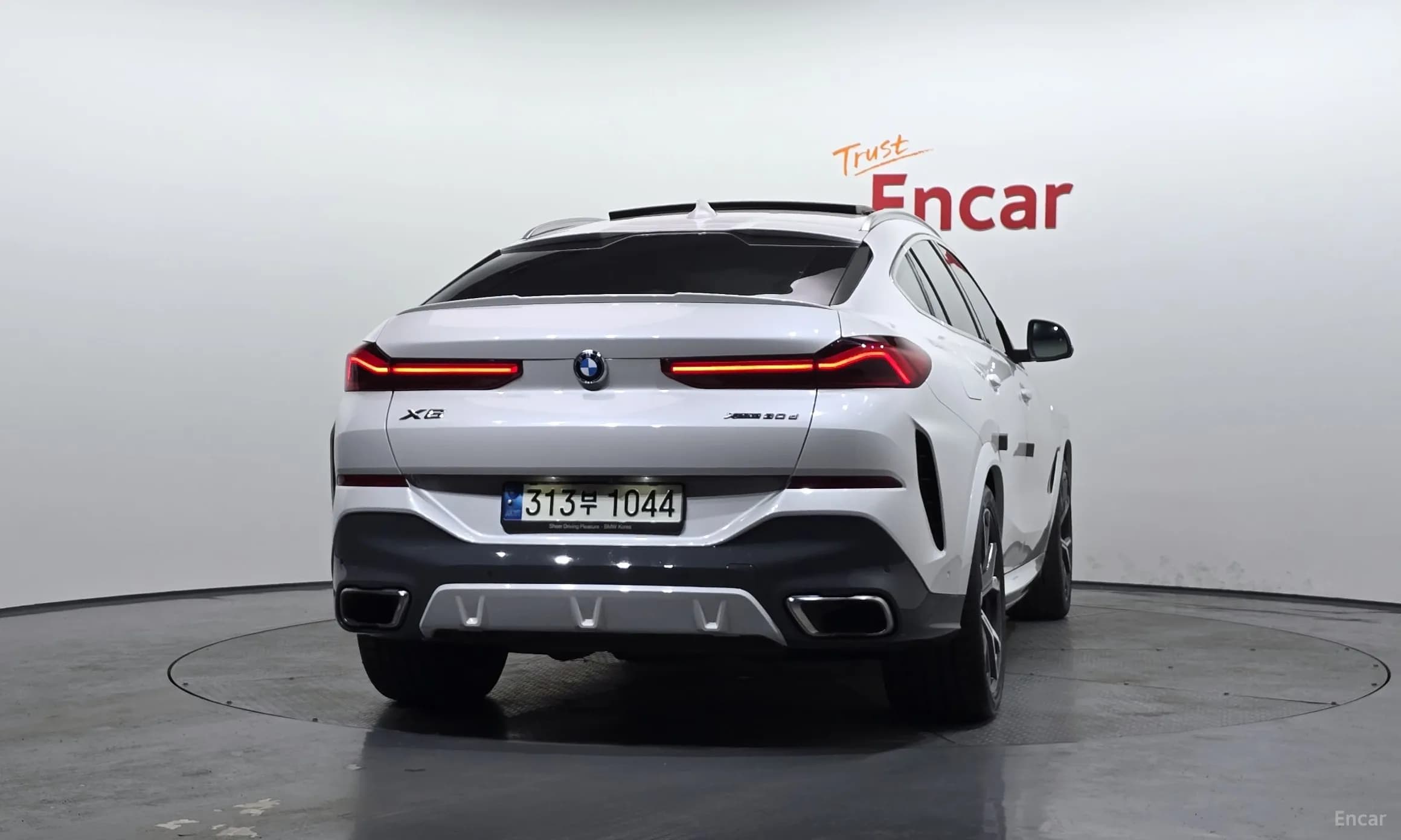 X6 (G06)