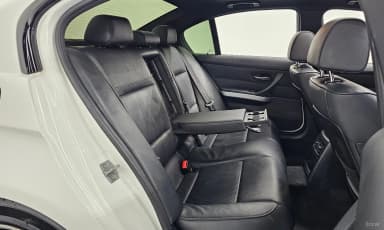 3 Series (E90)