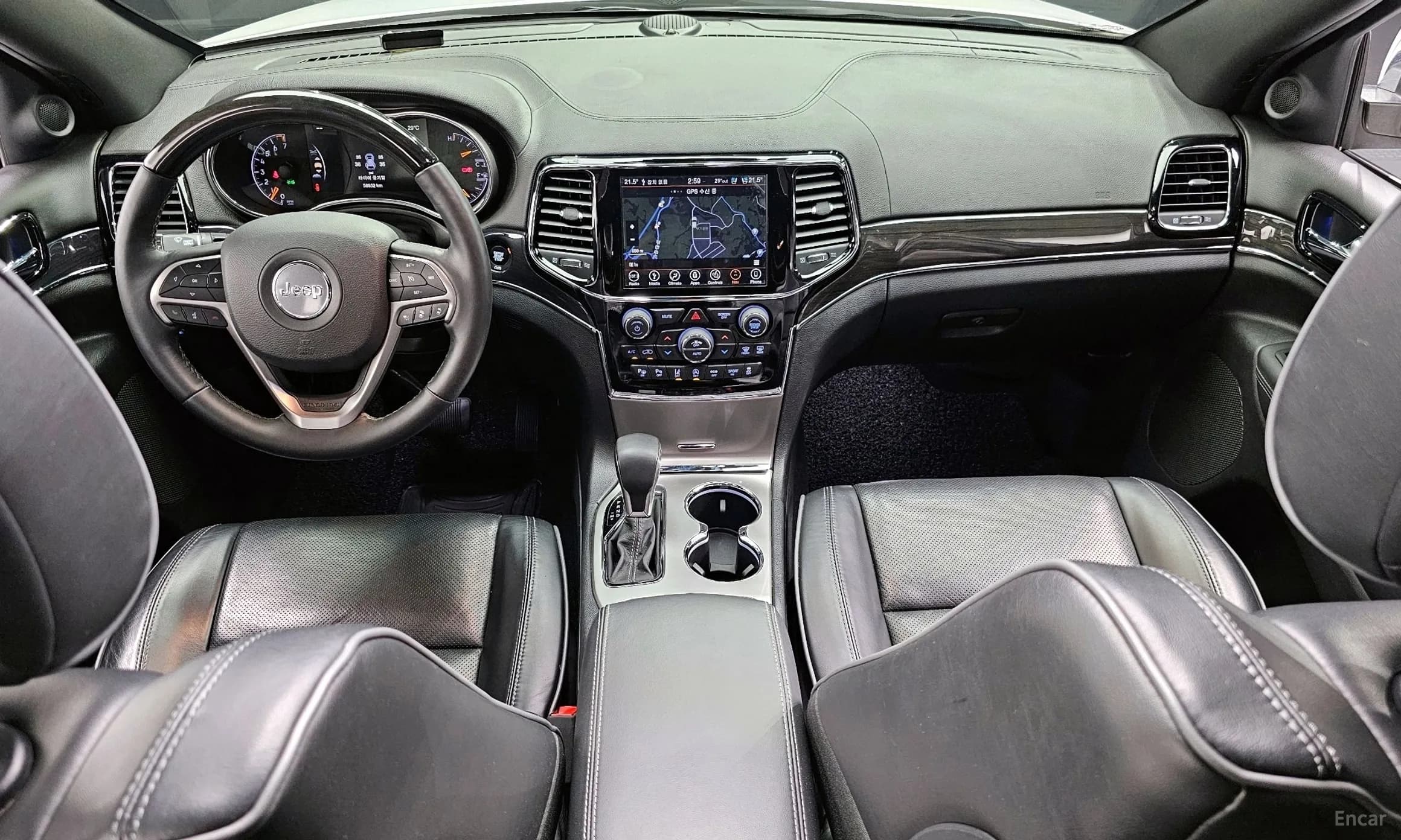 Grand Cherokee