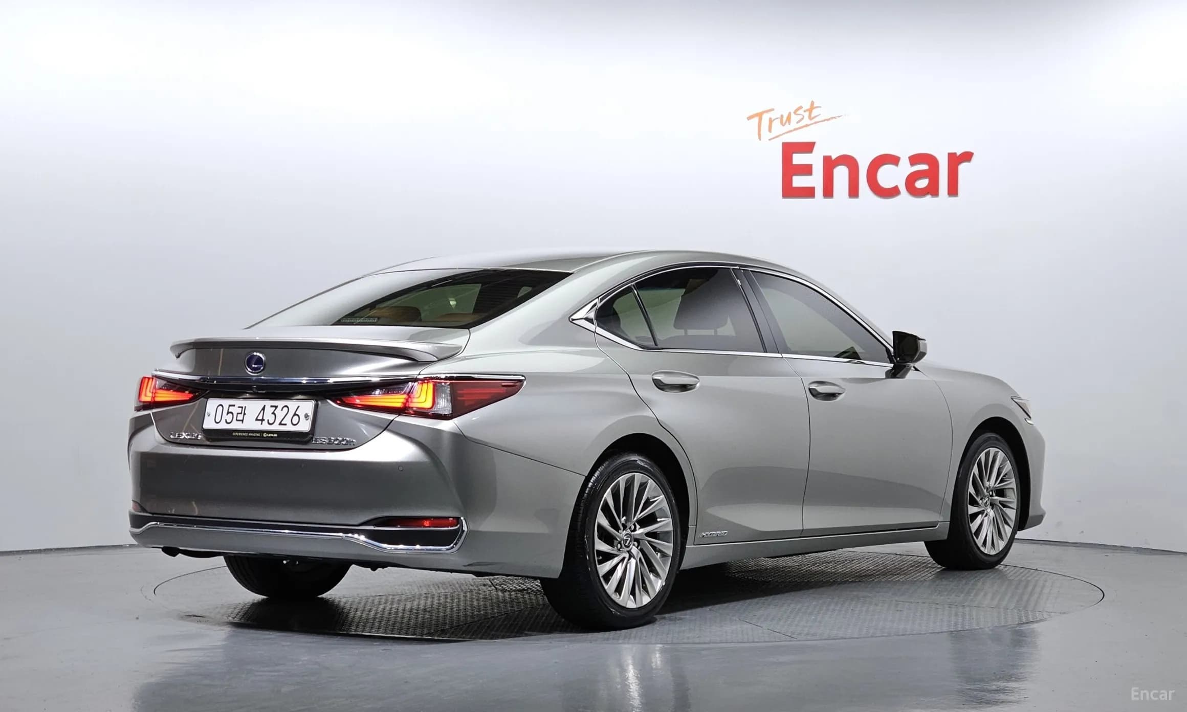 ES300h 7th Generation