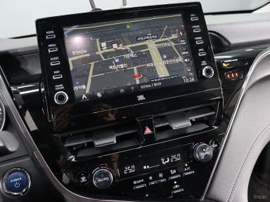 Camry (XV70)
