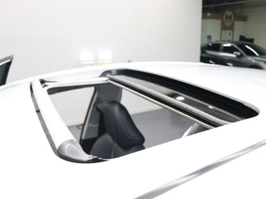 Camry (XV70)