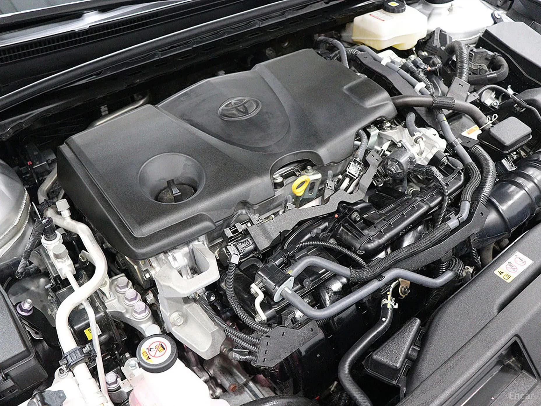 Camry (XV70)