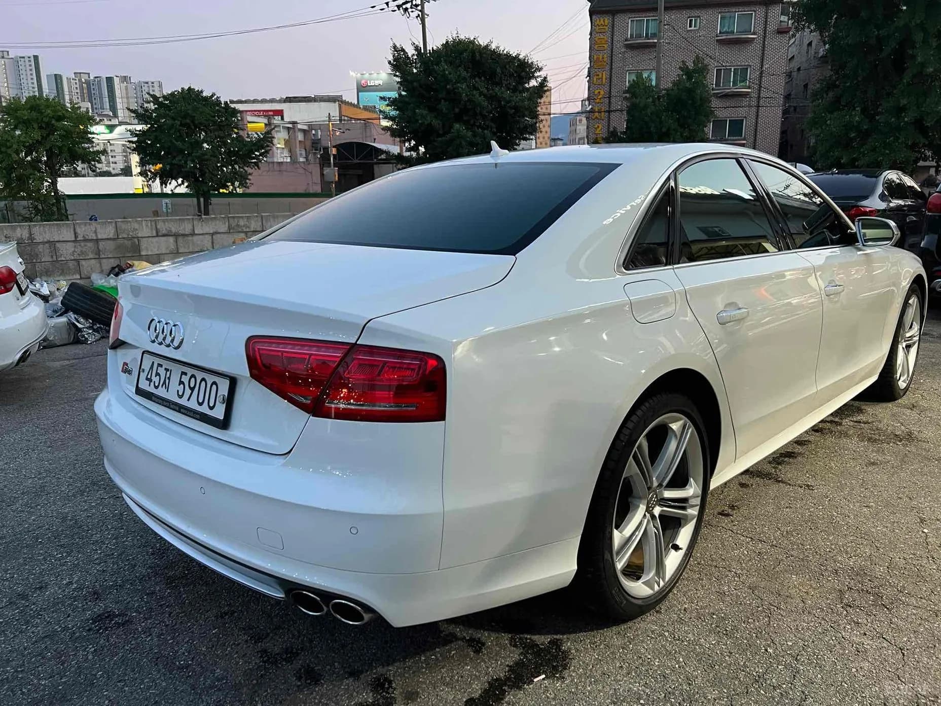 S8