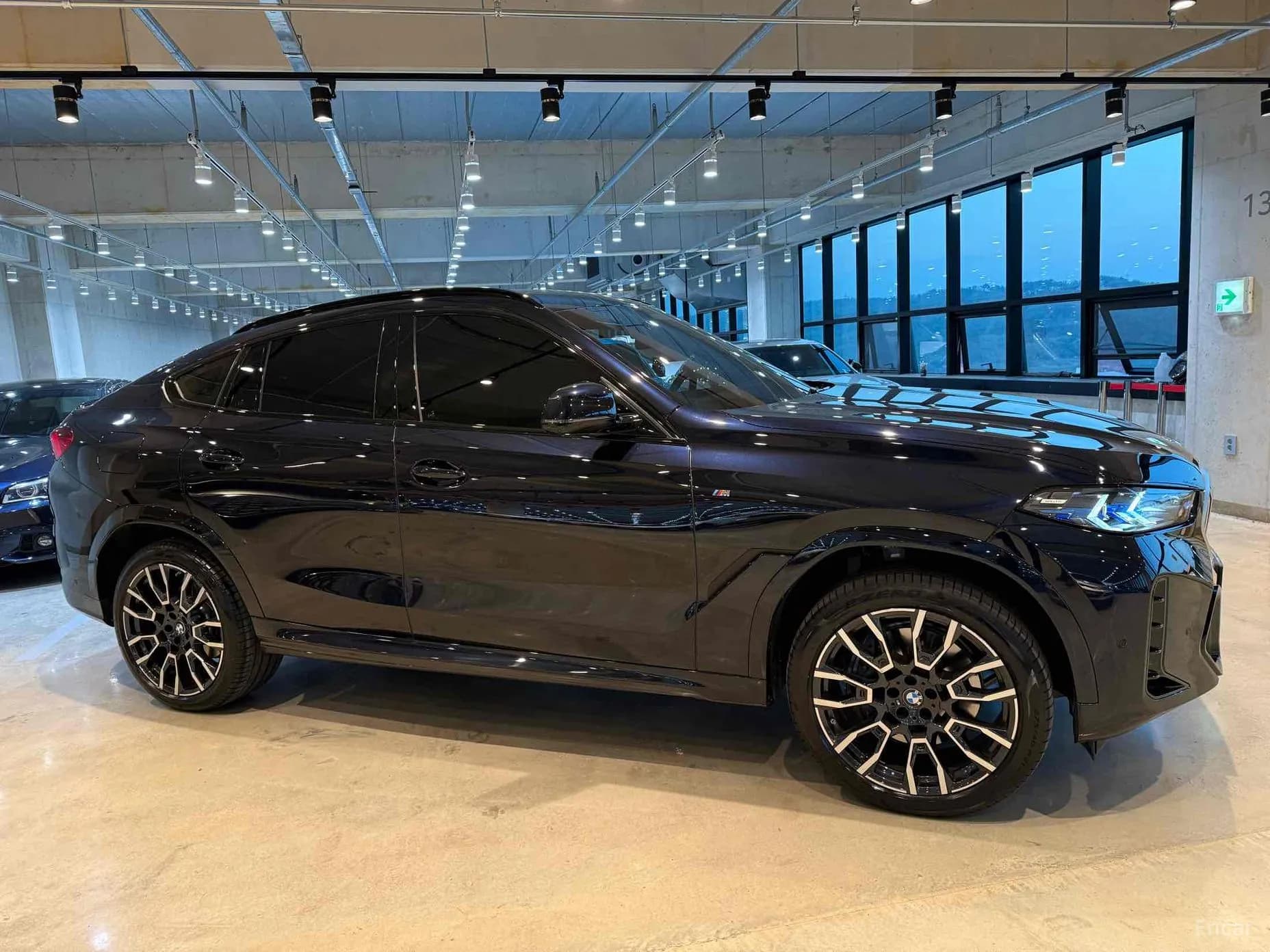 X6 (G06)