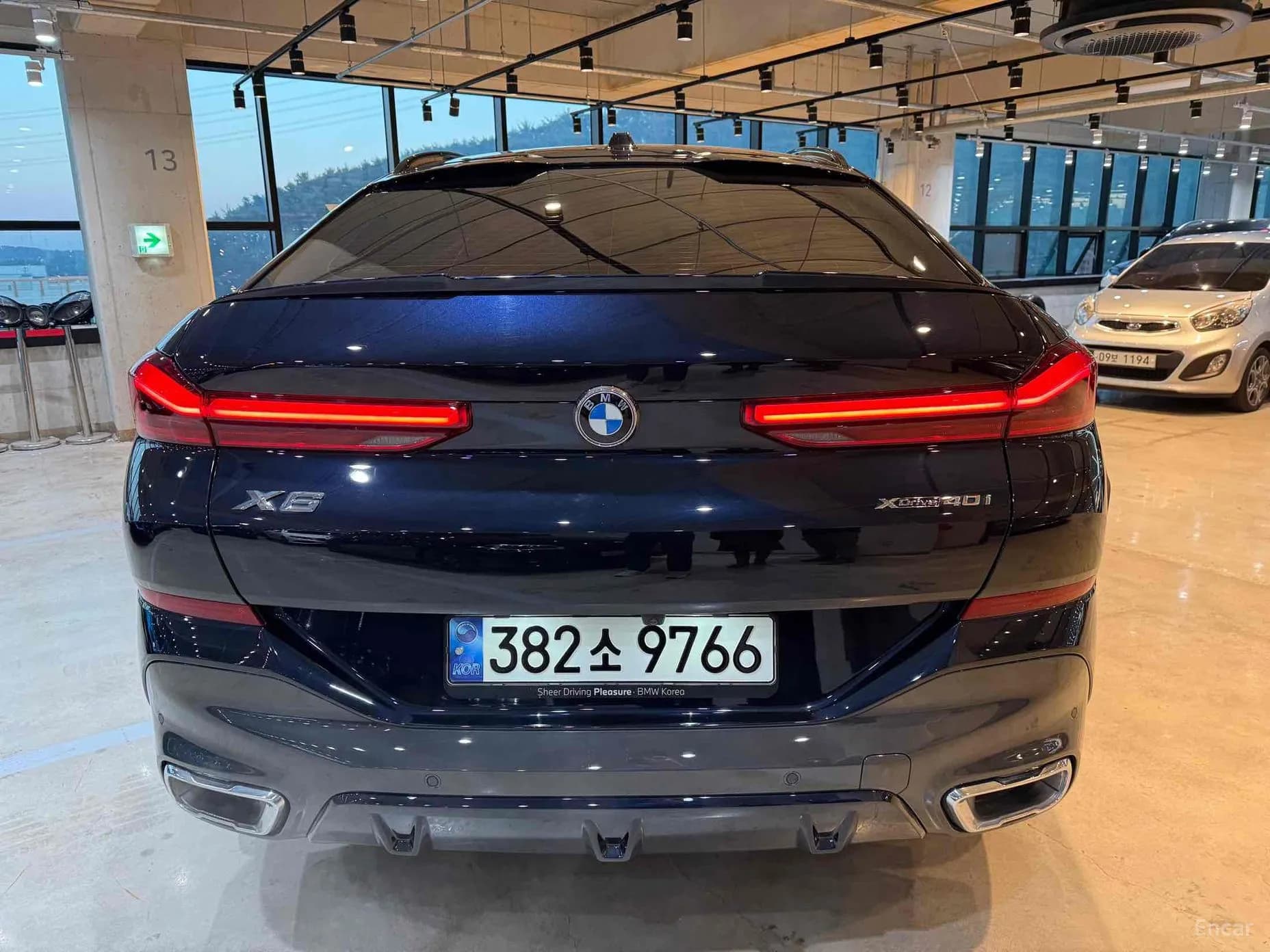 X6 (G06)