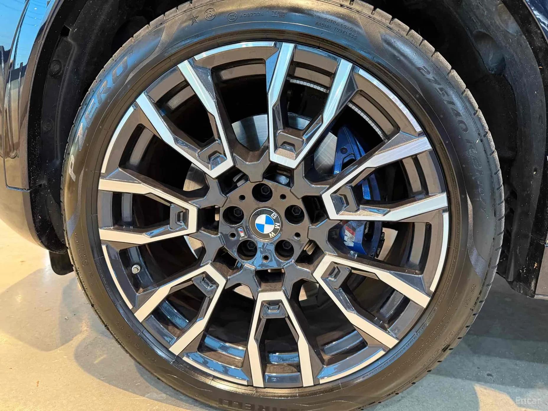 X6 (G06)
