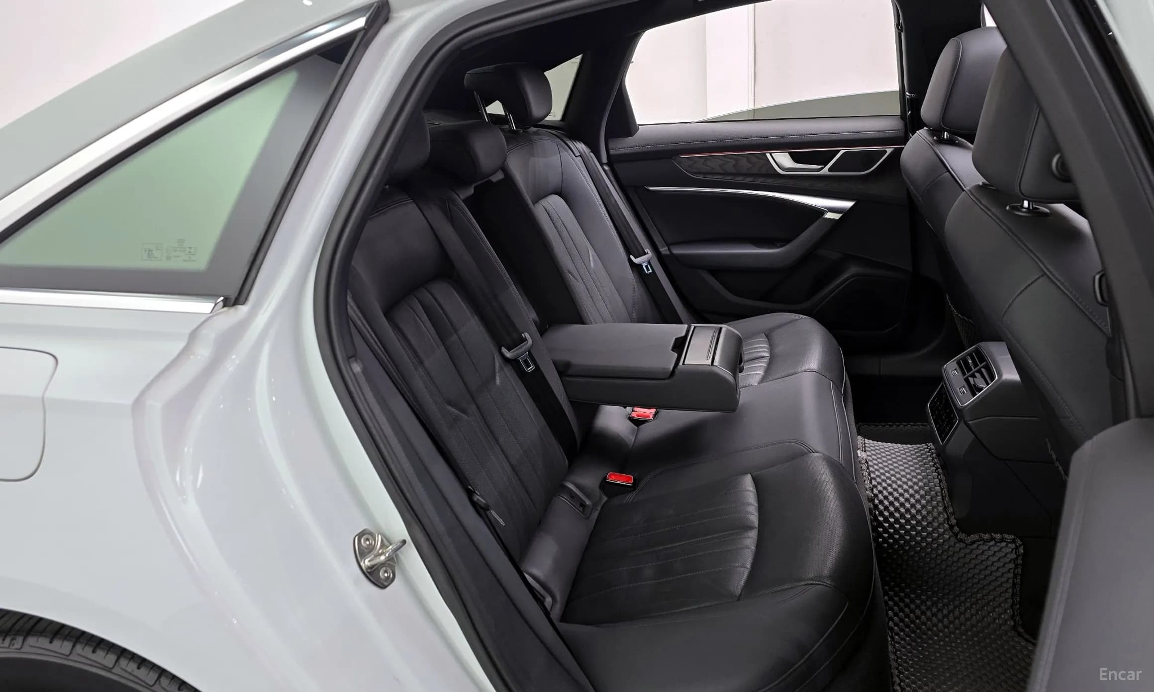 A6 (C8)