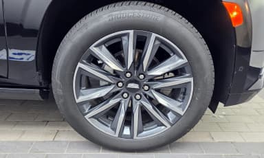 Escalade 5th Generation