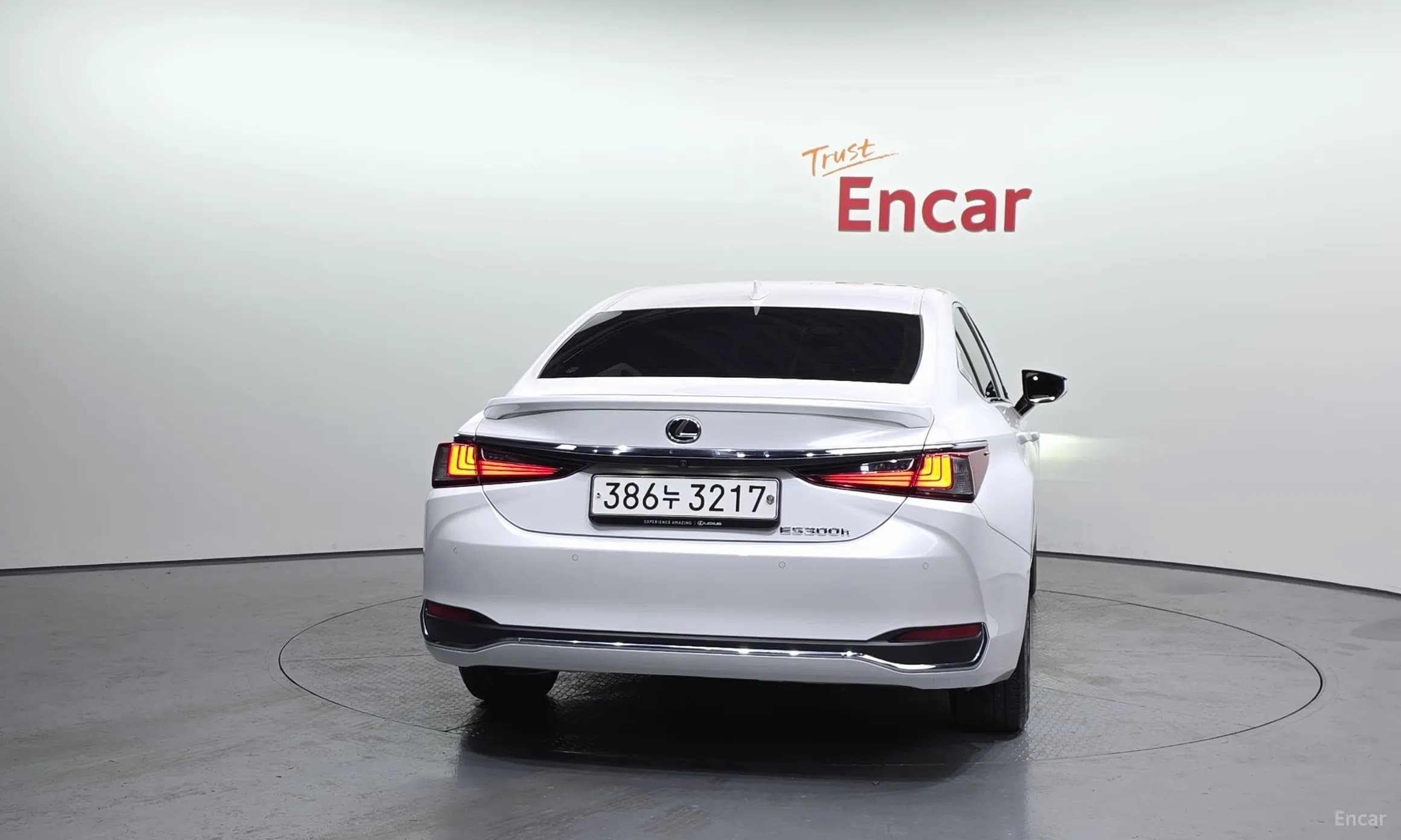 ES300h 7th Generation