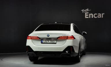 5 Series (G60)