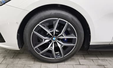 5 Series (G60)