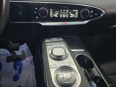 GV70